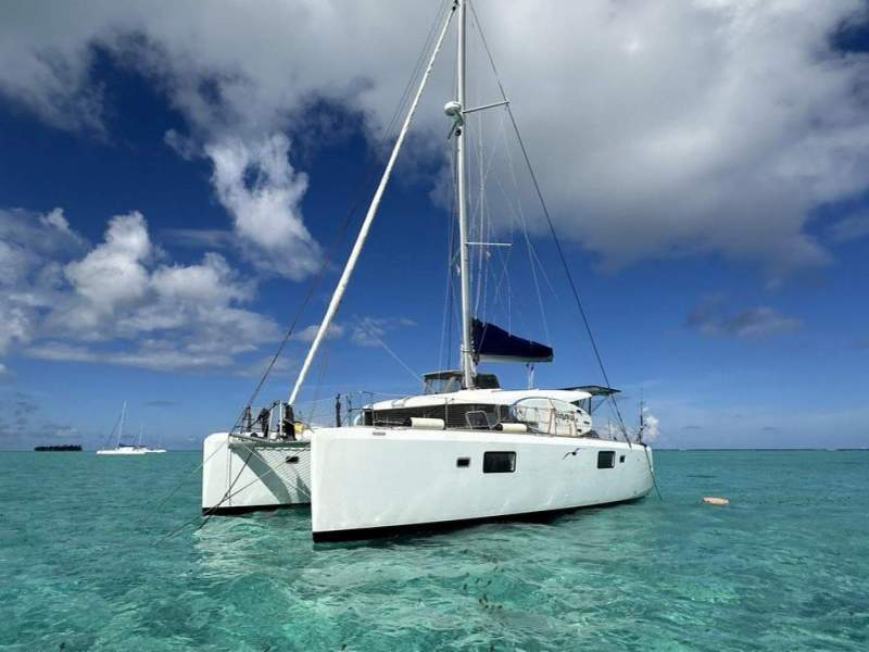 Lagoon 39