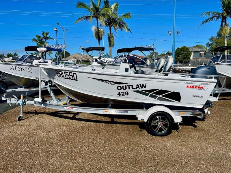 Stacer 429 Outlaw Side Console