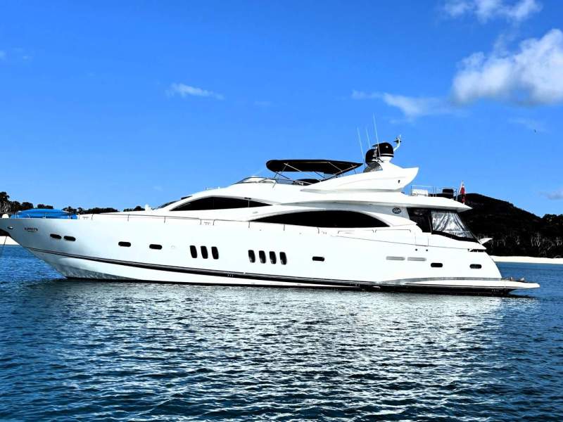 Sunseeker Yacht 90 Owner says Make an offer