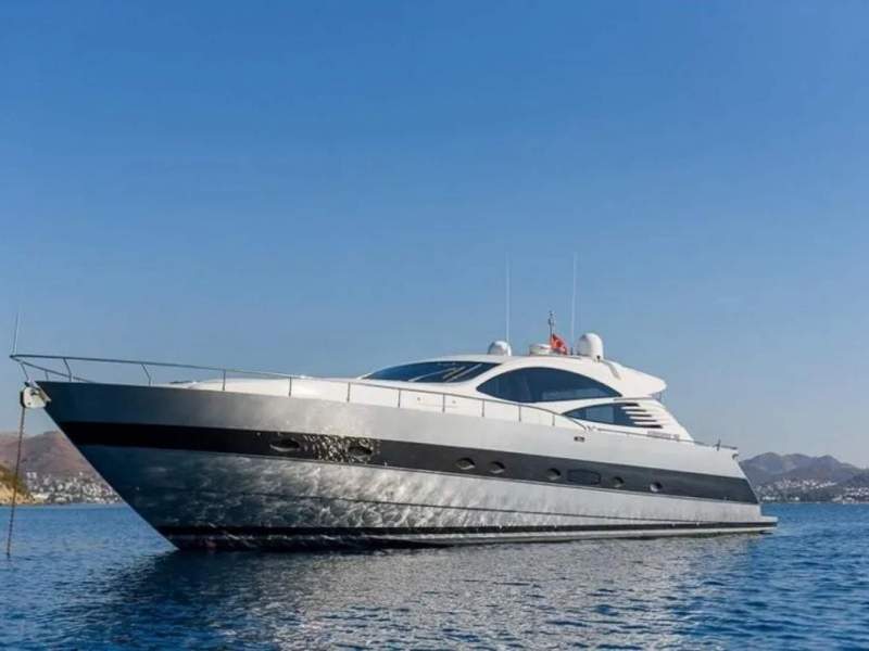 Pershing 76 - Stored and Winterized in the Off season.