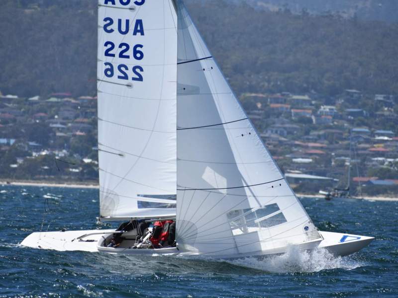 International Dragon Petticrow - "Hooligan" AUS226