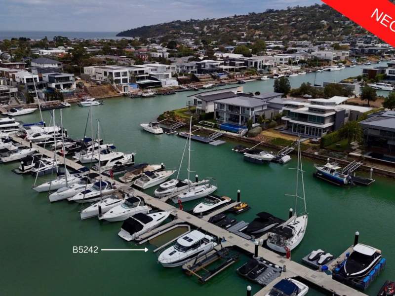 12m Freehold Berth For Sale