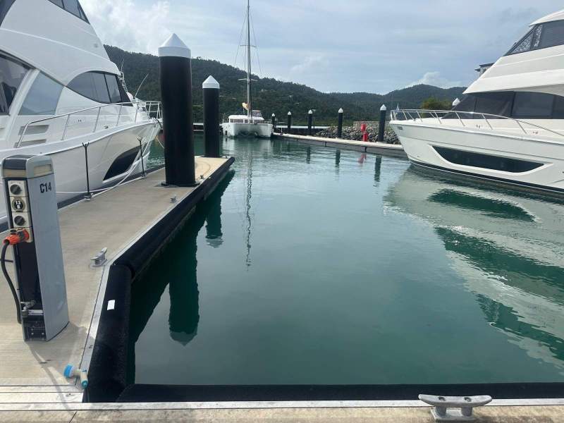 20 METER MARINA BERTH PORT OF AIRLIE