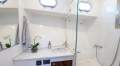 Island Gypsy 650 Motor Yacht Custom:Guest Bathroom