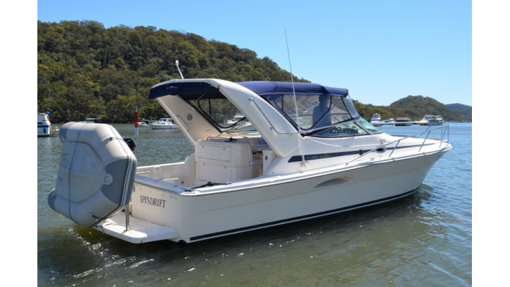 Riviera 3000 Offshore Express Cruiser Sydney Boat Brokers